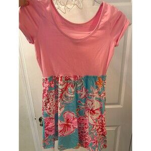 Kid’s Lilly Pulitzer dress t shirt and fabric size 14-16 XL